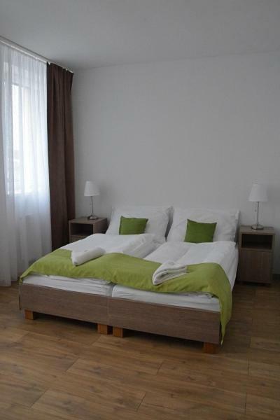 Jeleni Farma Jecmeniste Vrbovec Bagian luar foto